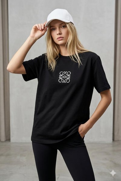 Minimal Logo Detaylı Basic Tişört