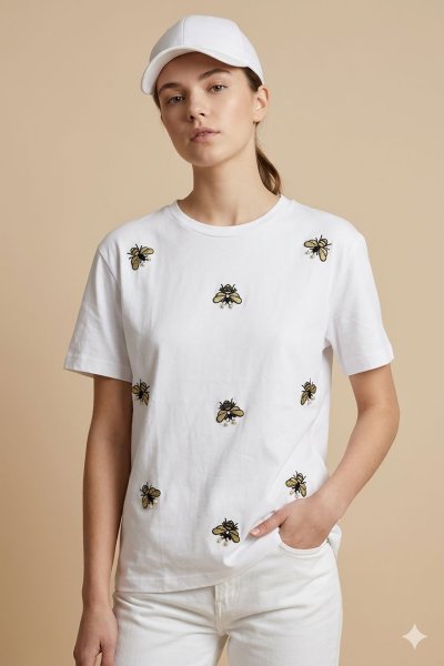 Arı Nakışlı Basic T-Shirt