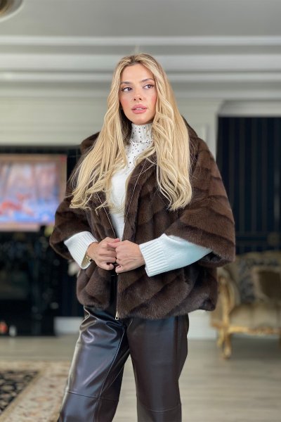 KAPŞONLU KÜRK KABAN