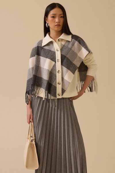 şal görünümlü ekose desenli triko hırka