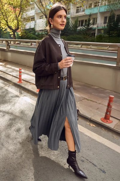 kemer detaylı pileli etek